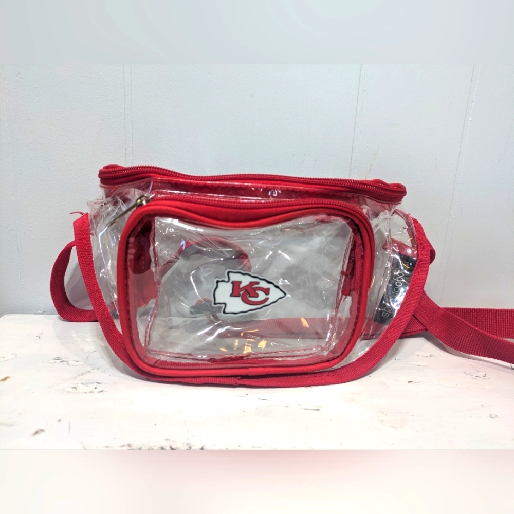 Logobrands Kansas City Chiefs Stadium Belt Bag In Clear Red‎